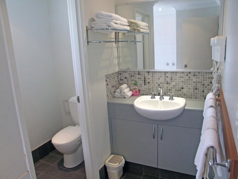 Adamsons Riverside Accommodation - St Kilda Accommodation 28