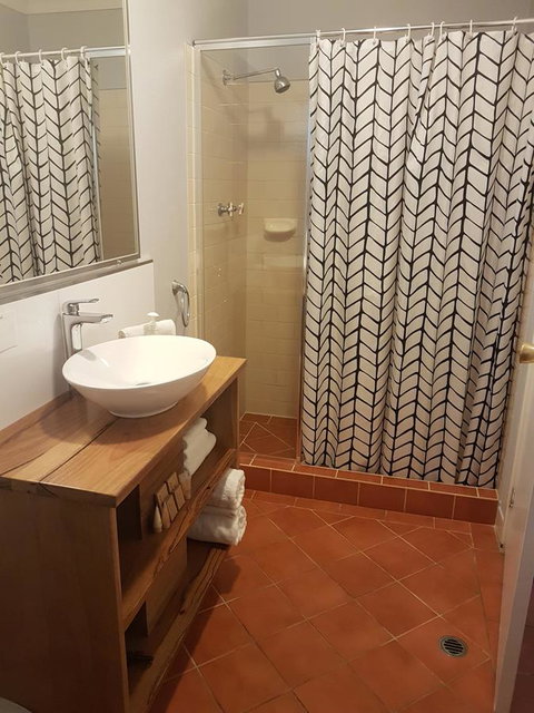 Adamsons Riverside Accommodation - St Kilda Accommodation 16