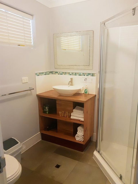 Adamsons Riverside Accommodation - St Kilda Accommodation 12