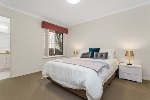 Como South Perth Villa - St Kilda Accommodation 19