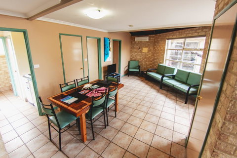 Esperance Foreshore Apartments - St Kilda Accommodation 33