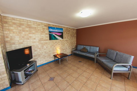 Esperance Foreshore Apartments - St Kilda Accommodation 42
