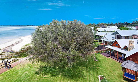 Beach House Dunsborough - St Kilda Accommodation 1
