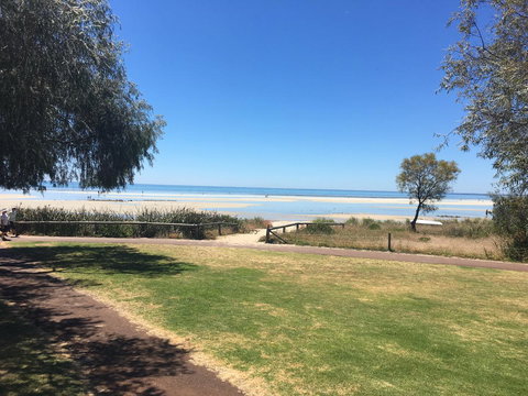 Beach House Dunsborough - St Kilda Accommodation 21