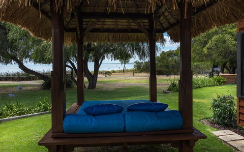 Beach House Dunsborough - St Kilda Accommodation 15