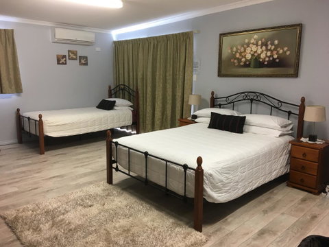 Armadale Cottage Bed & Breakfast - St Kilda Accommodation 3