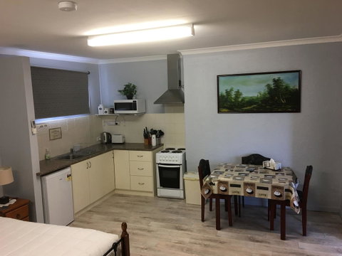 Armadale Cottage Bed & Breakfast - St Kilda Accommodation 8
