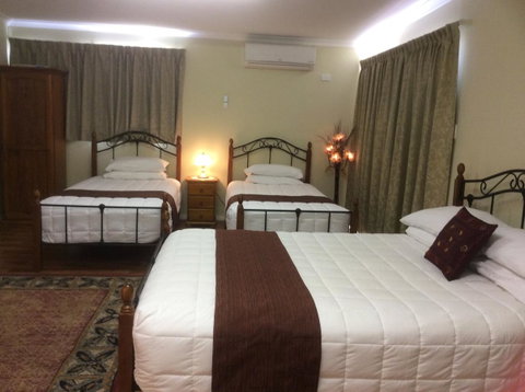 Armadale Cottage Bed & Breakfast - St Kilda Accommodation 5
