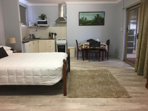 Armadale Cottage Bed & Breakfast - St Kilda Accommodation 7