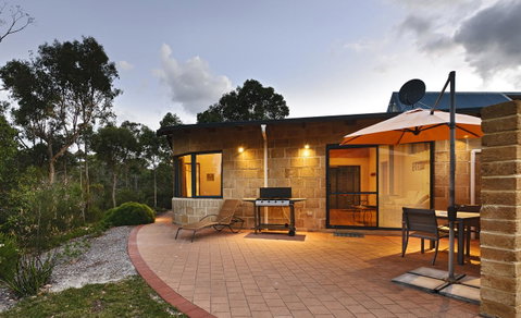 Aiyana Retreat - St Kilda Accommodation 5