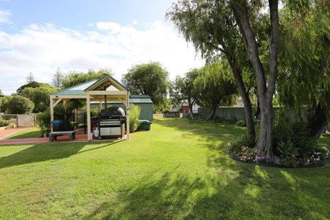 Busselton Guest House - St Kilda Accommodation 35