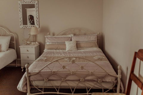 Bluebird Cottage - St Kilda Accommodation 3