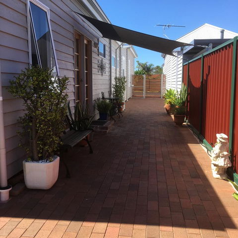 Bluebird Cottage - St Kilda Accommodation 28