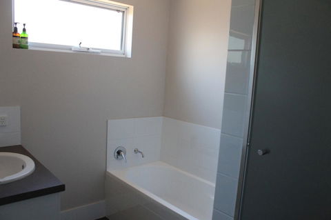 Bluebird Cottage - St Kilda Accommodation 23