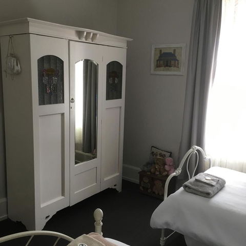 Bluebird Cottage - St Kilda Accommodation 4