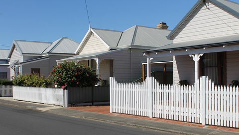 Bluebird Cottage - St Kilda Accommodation 32