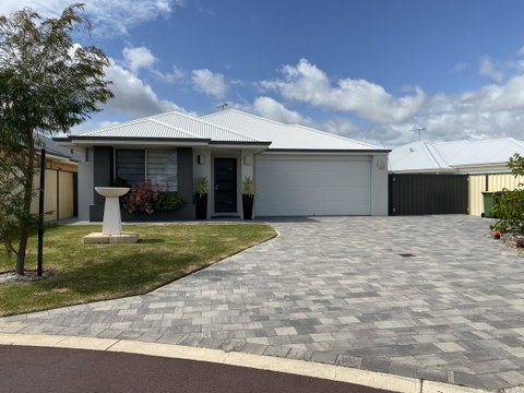 Be Wowed By Bayou - Busselton - St Kilda Accommodation 0