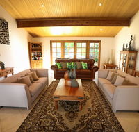 Nivalis Bed And Breakfast - St Kilda Accommodation