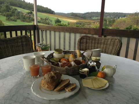 Bickley Valley Cottage - St Kilda Accommodation 8