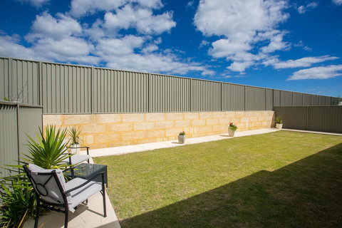 Indian Ocean Retreat - St Kilda Accommodation 8