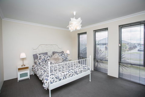 Indian Ocean Retreat - St Kilda Accommodation 28