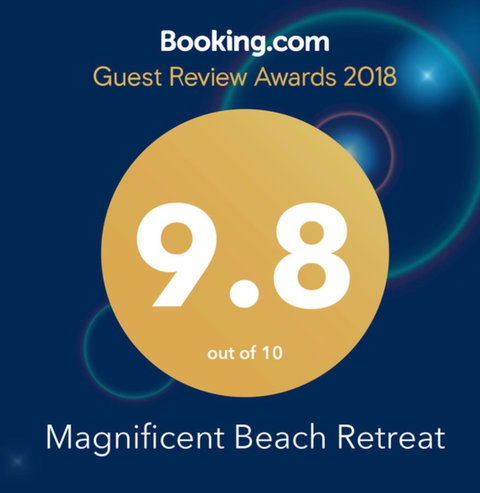 Magnificent Beach Retreat - St Kilda Accommodation 0