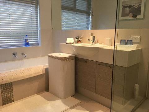Magnificent Beach Retreat - St Kilda Accommodation 20