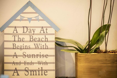Magnificent Beach Retreat - St Kilda Accommodation 21