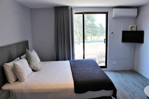 Atrium Hotel Mandurah - St Kilda Accommodation 7