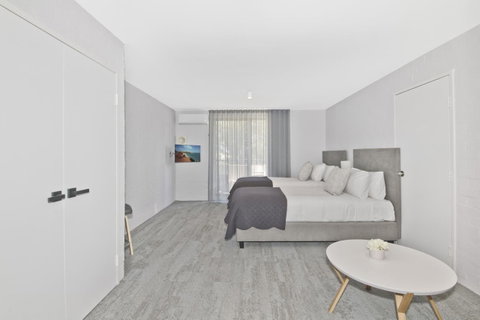 Atrium Hotel Mandurah - St Kilda Accommodation 23