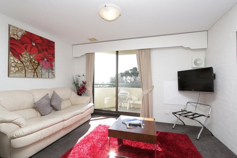 Atrium Hotel Mandurah - St Kilda Accommodation 42