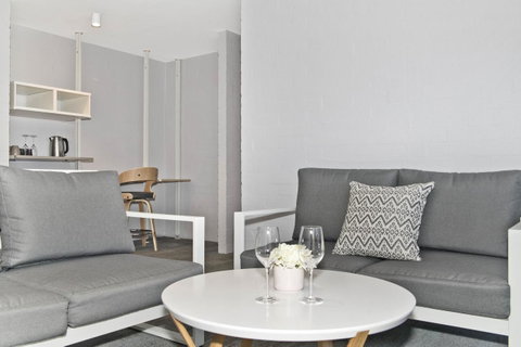 Atrium Hotel Mandurah - St Kilda Accommodation 22