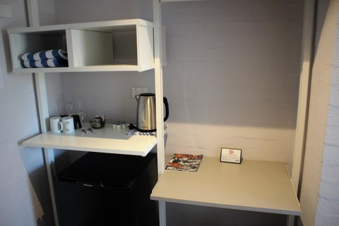 Atrium Hotel Mandurah - St Kilda Accommodation 9