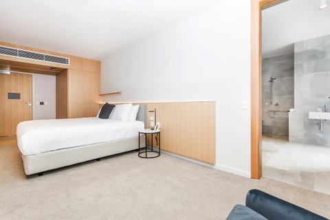 Quay Perth - St Kilda Accommodation 8