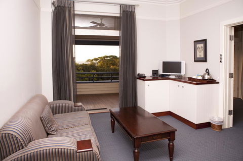 Caves House Hotel & Apartments Yallingup - St Kilda Accommodation 28