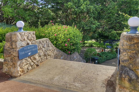 Caves House Hotel & Apartments Yallingup - St Kilda Accommodation 10