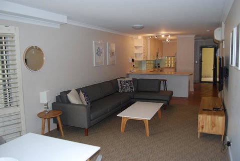 Absolute Beachfront Scarborough - St Kilda Accommodation 1