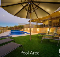 7 Kestrel Place - PRIVATE JETTY  POOL - St Kilda Accommodation