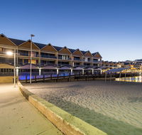 Dolphin Quay Apartments - St Kilda Accommodation
