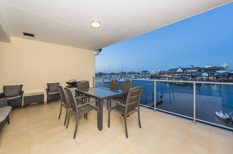 Dolphin Quay Apartments - St Kilda Accommodation 21