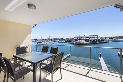 Dolphin Quay Apartments - St Kilda Accommodation 36
