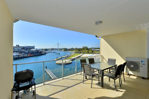 Dolphin Quay Apartments - St Kilda Accommodation 5