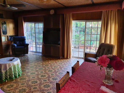 Airport HomeStay - St Kilda Accommodation 2