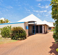 Osprey Holiday Village Unit 119 - Close to the pool - St Kilda Accommodation