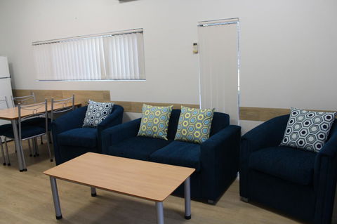 Mandurah Ocean Marina Chalets - St Kilda Accommodation 7