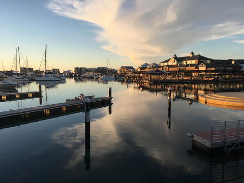 Mandurah Ocean Marina Chalets - St Kilda Accommodation 2