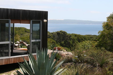 Aqua Views - St Kilda Accommodation 4
