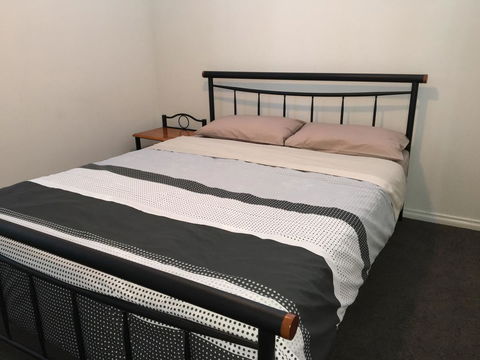 Apartment In Queens Park - St Kilda Accommodation 3