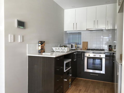 Apartment In Queens Park - St Kilda Accommodation 7