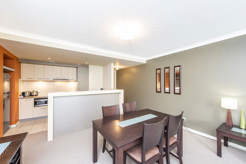 Subiaco Emporium Apartment - St Kilda Accommodation 11